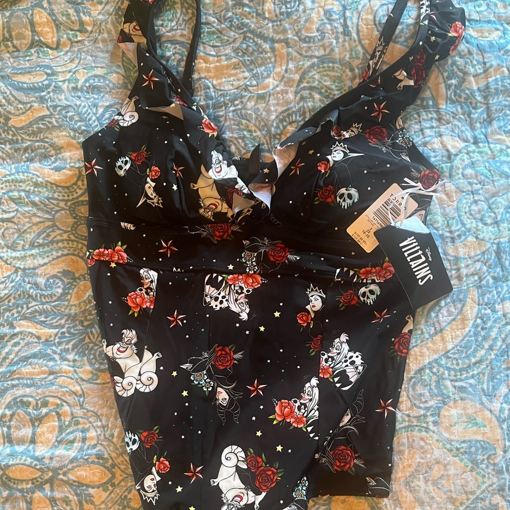 Torrid Disney size 2 Villians Swimsuit One-piece